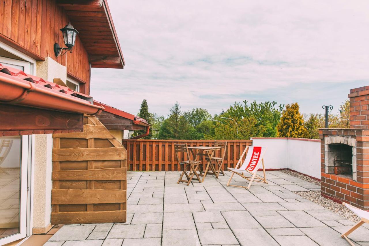 Pokoje Goscinne & Restauracja Pestka Choczewo Exterior foto